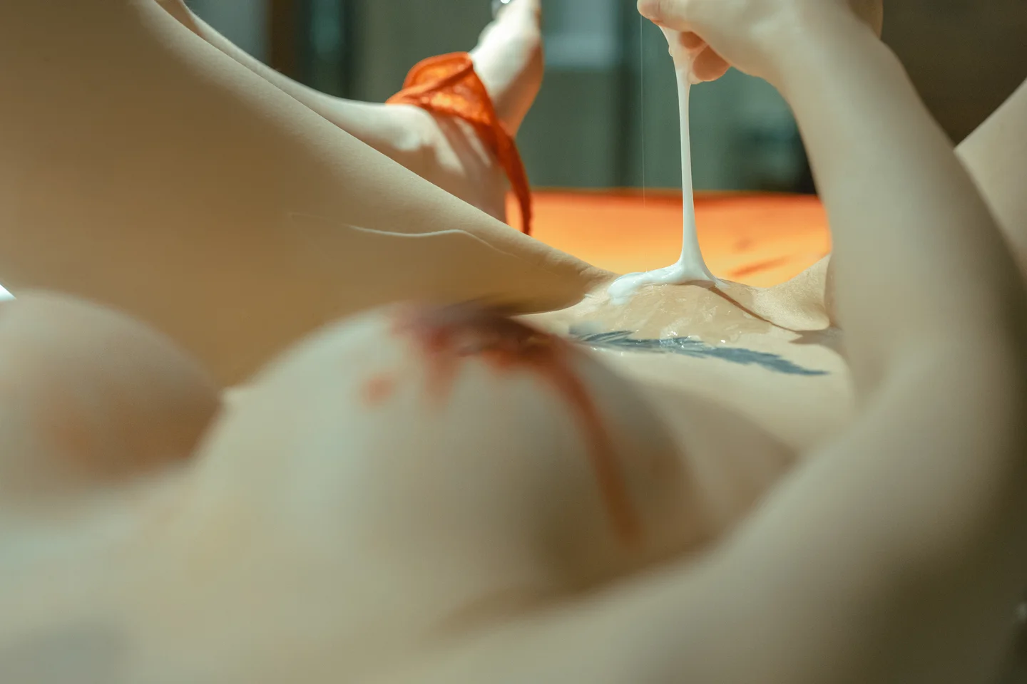 鹿八岁baby - No.112 新婚小故事 [108P,1V-2.95GB] tg@simisebaisi 【丝足阁】099.webp